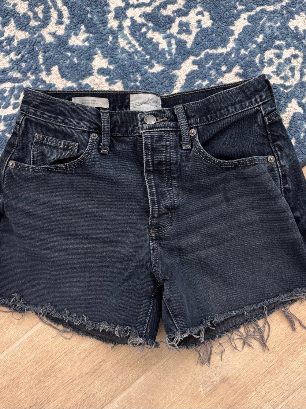 Universal Thread Black Frayed Hem Denim Shorts
